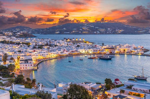 Chora & The Old Port